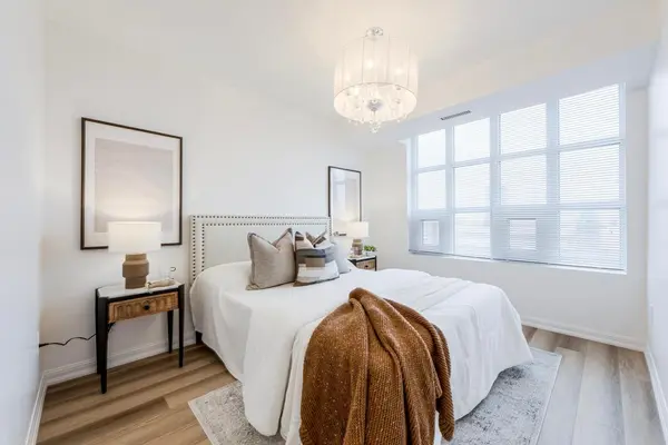 Toronto C01, ON M6K 3R4,85 East Liberty ST #904