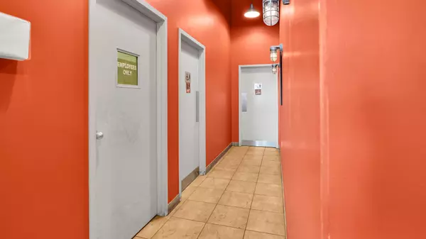 Vaughan, ON L4L 9M3,30 Famous AVE #141B