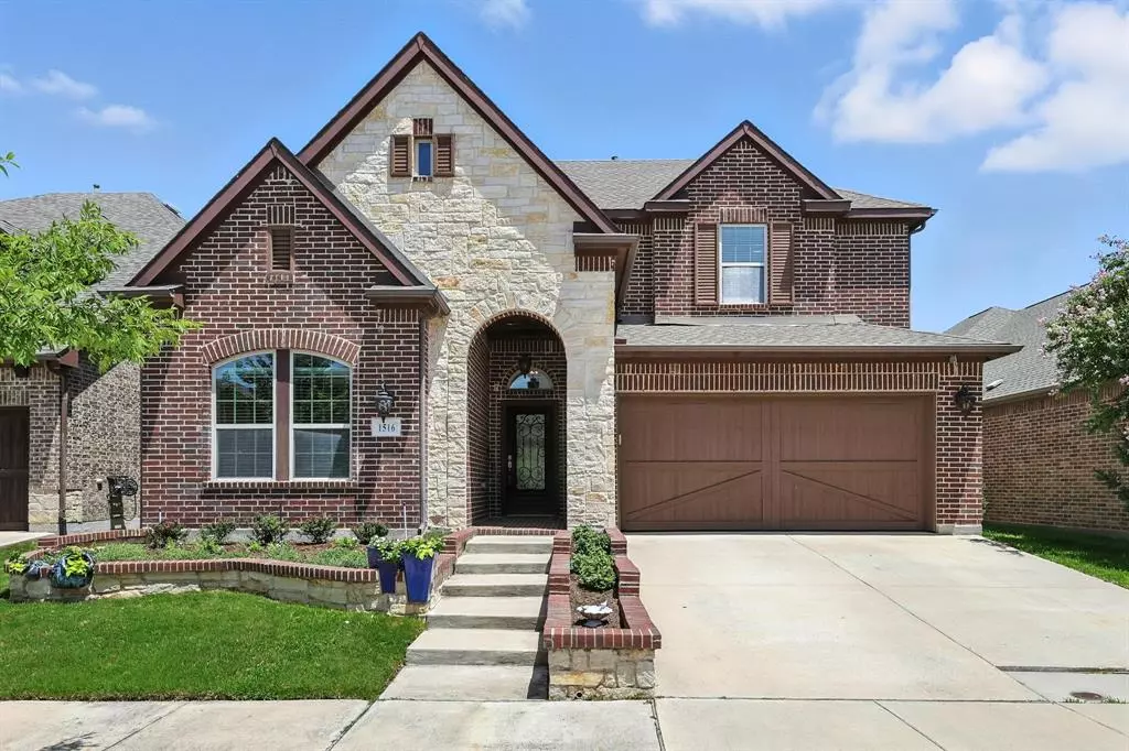 Argyle, TX 76226,1516 8th Street