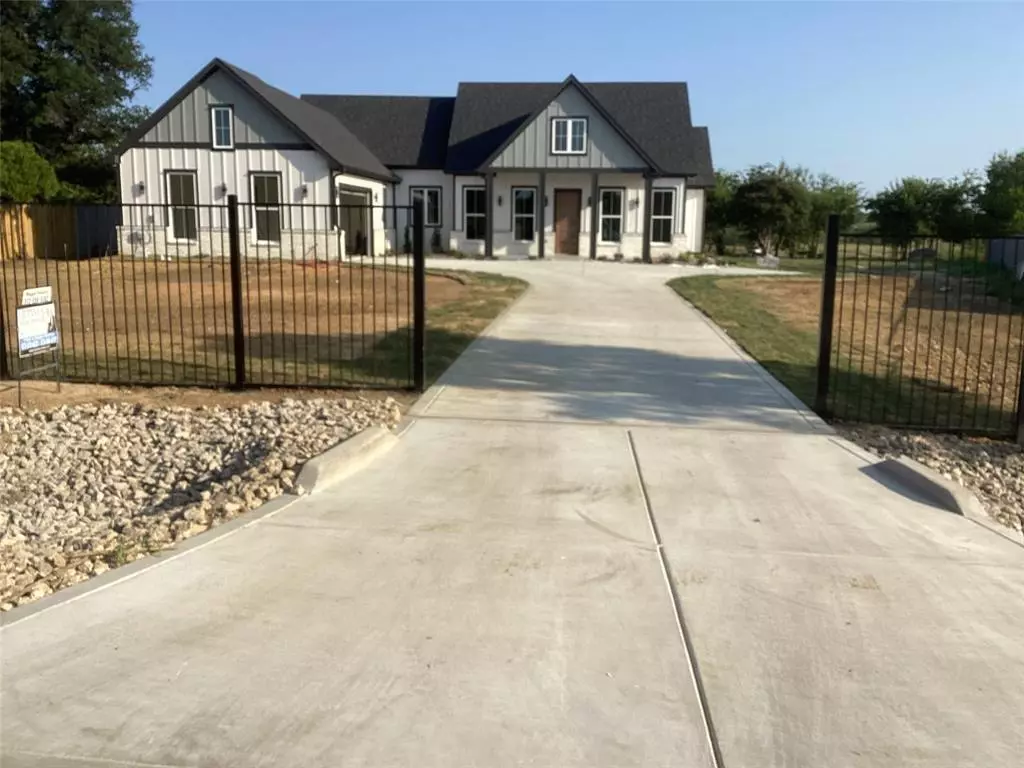 Midlothian, TX 76065,5160 Redbird Trail