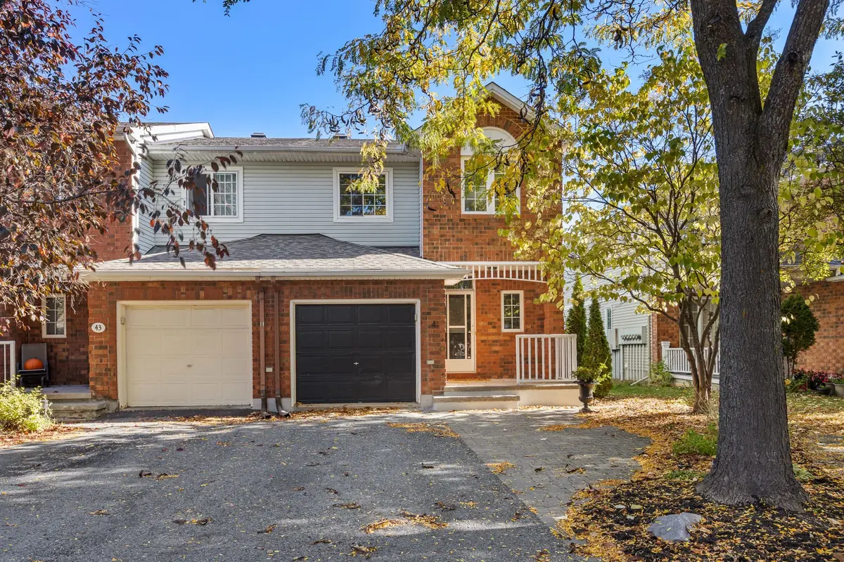 Kanata, ON K2K 3C4,41 Kettleby ST