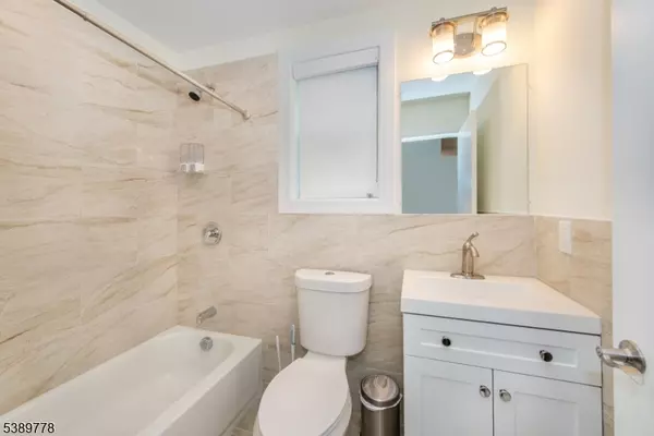 North Bergen Twp., NJ 07047,1608 52Nd St #1