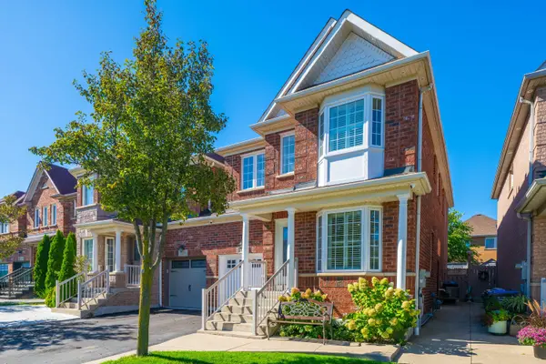 Mississauga, ON L5M 7P1,3393 Covent CRES