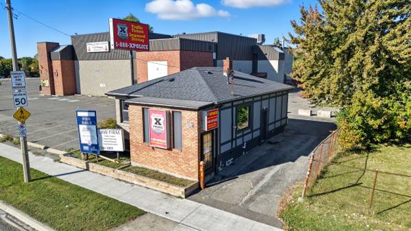 1036 Upper Wentworth ST, Hamilton, ON L9A 4V9