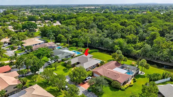 Coral Springs, FL 33071,1733 NW 92 Way