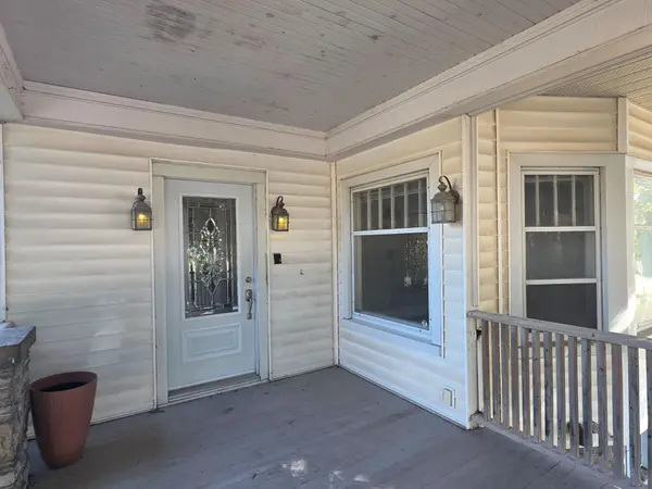 Prince Edward County, ON K0K 2T0,42 Main ST