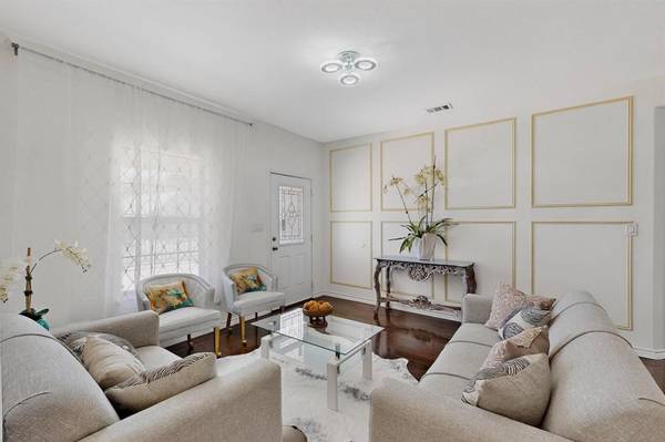 Dallas, TX 75209,6622 Victoria Avenue