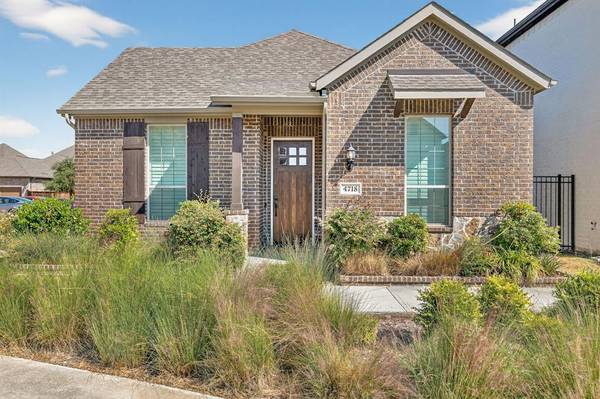 4718 Misty Rose Way,  Arlington,  TX 76005