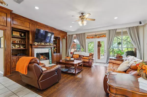 Hudson Oaks, TX 76087,124 Derek Court