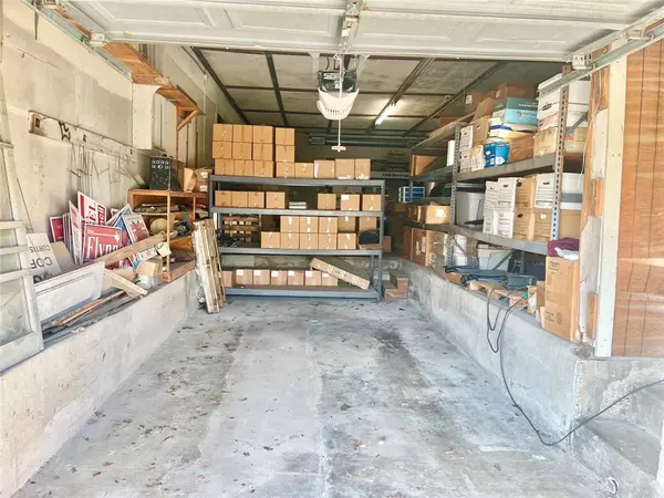 Wolfe City, TX 75496,109 W Main Street