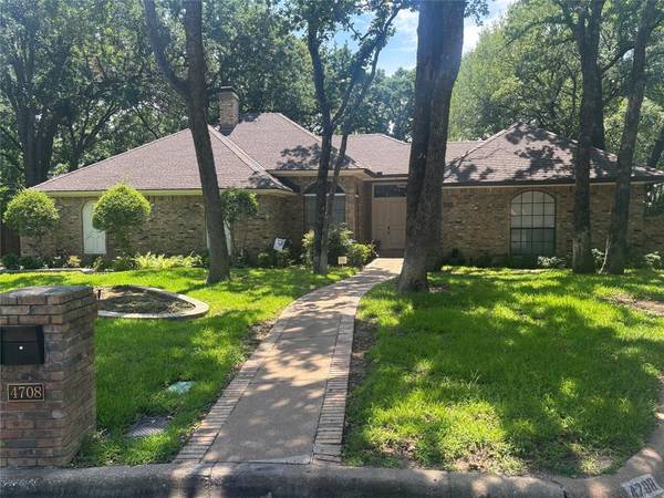 4708 El Caballero Court, Arlington, TX 76017