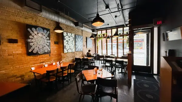 563 Bloor ST W, Toronto C01, ON M5S 1Y6