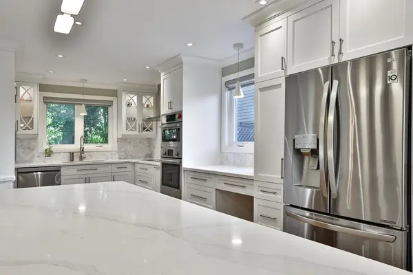 Toronto C15, ON M2J 1C6,21 Meadowglade CRES