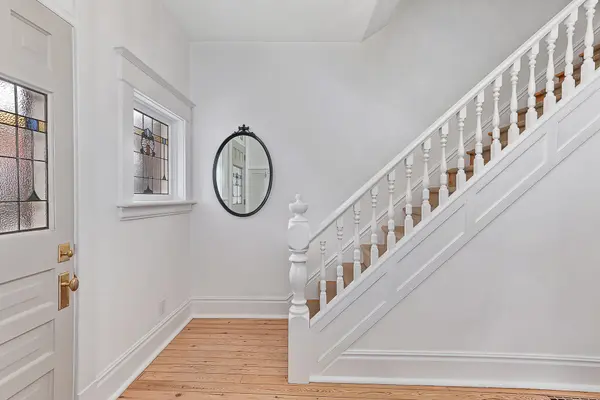 Collingwood, ON L9Y 3L8,55 Robinson ST