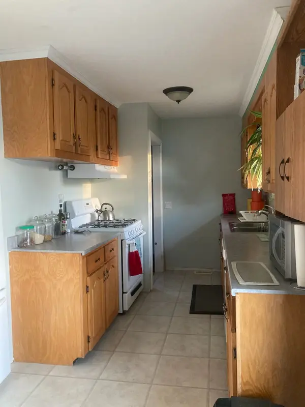 Temiskaming Shores, ON P0J 1R0,44 Maple ST S