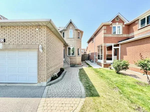 Mississauga, ON L4Z 3Y5,533 Leatherleaf DR