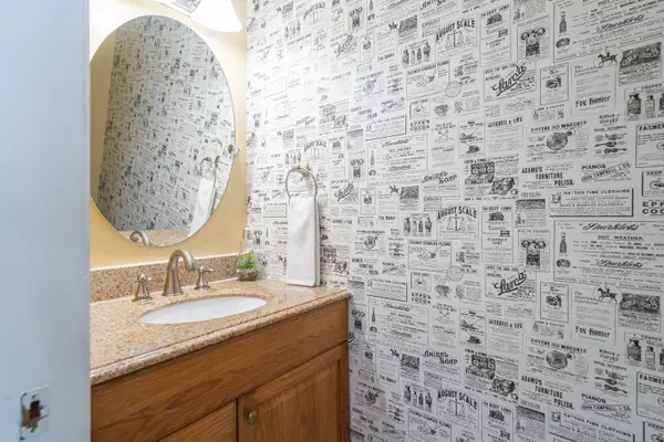 Kanata, ON K2L 2E3,22 Rickey PL