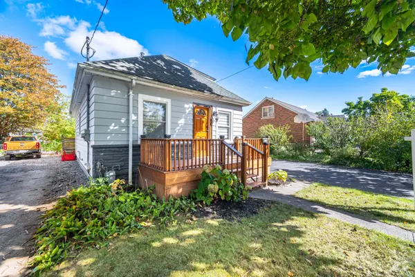 Niagara Falls, ON L2G 6T3,7751 Thomas ST