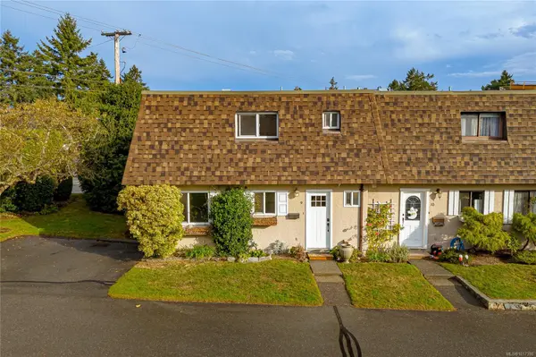 Central Saanich, BC V8M 1L9,7675 East Saanich Rd #9