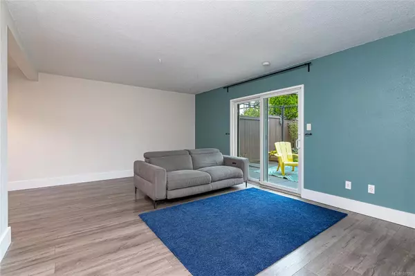 Central Saanich, BC V8M 1L9,7675 East Saanich Rd #9