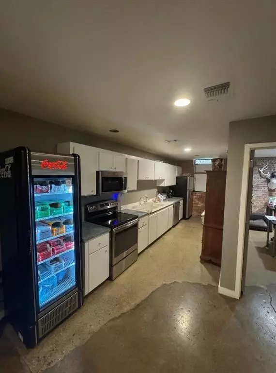 Shreveport, LA 71101,417 Lake Street