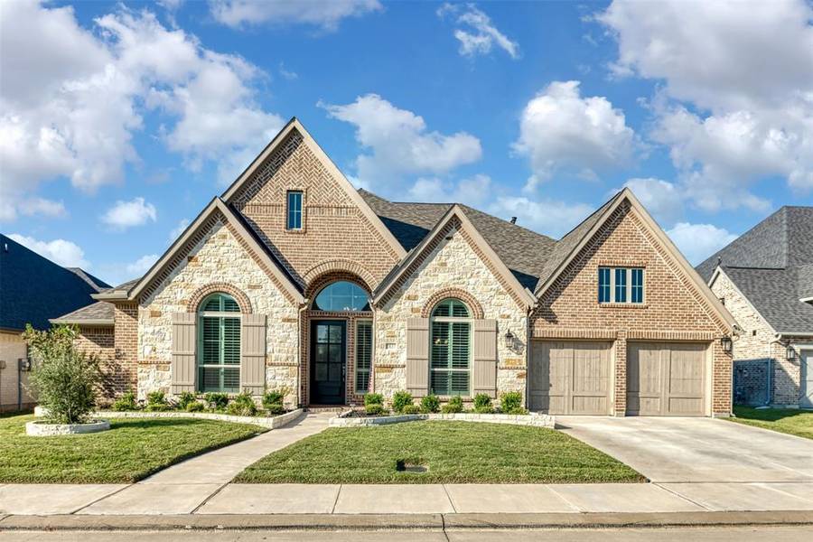 2837 Midlake Drive, Midlothian, TX 76065