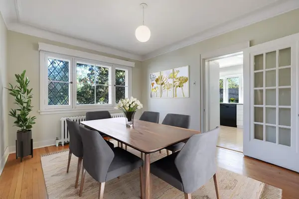 Glebe - Ottawa East And Area, ON K1S 2M1,234 Fourth AVE