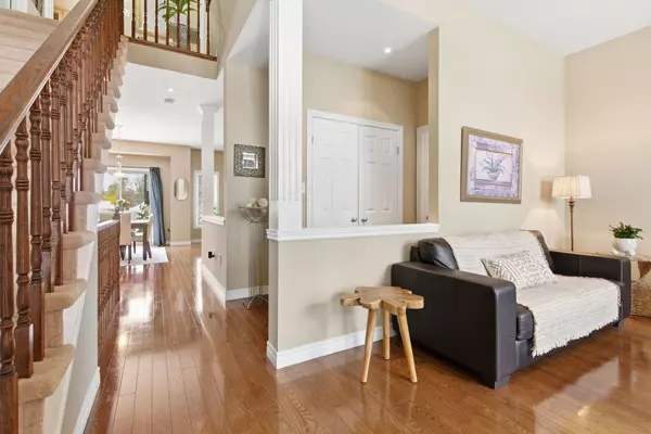 Hamilton, ON L9G 1N4,195 Wilson ST W #6