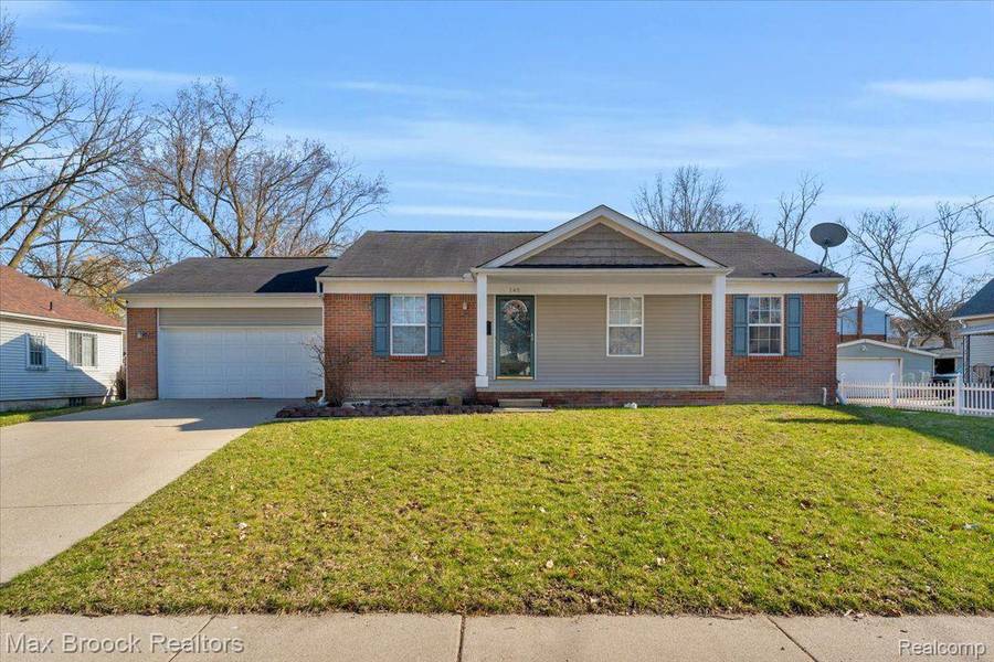 140 WHITTEMORE ST, Pontiac, MI 48342