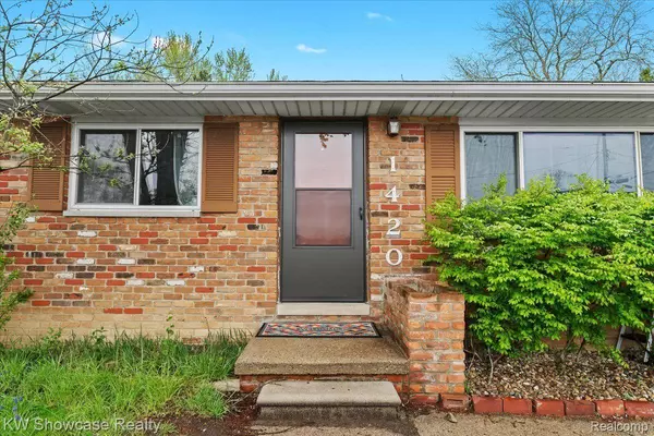 Wolverine Lake, MI 48390,1420 DELMONTE ST