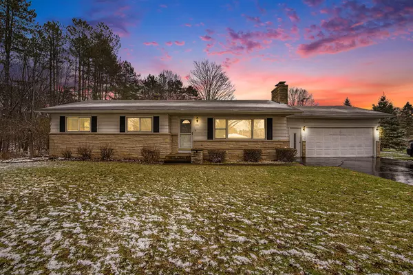 Gobles, MI 49055,318 W Orchard ST