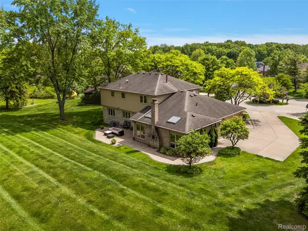 Troy, MI 48098,6730 Whiting DR