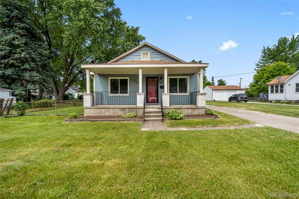 25801 Eureka DR,  Warren,  MI 48091