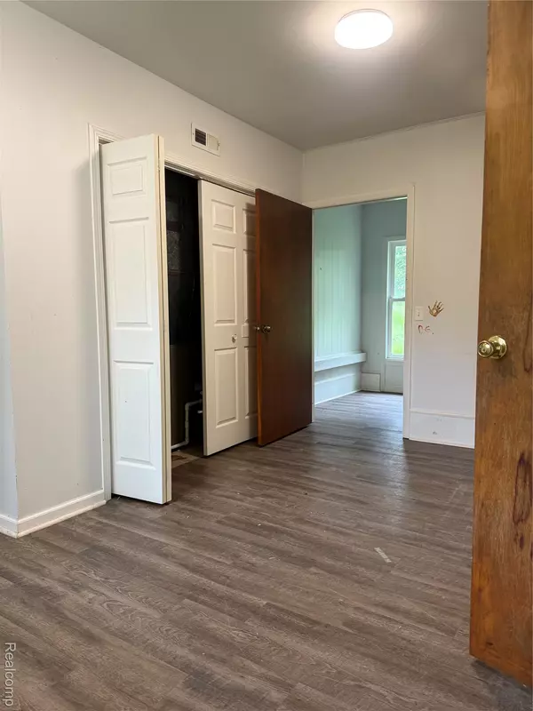 Lyons, MI 48851,7601 Kimball RD