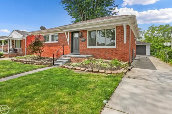 24665 Greenbrier AVE,  Eastpointe,  MI 48021