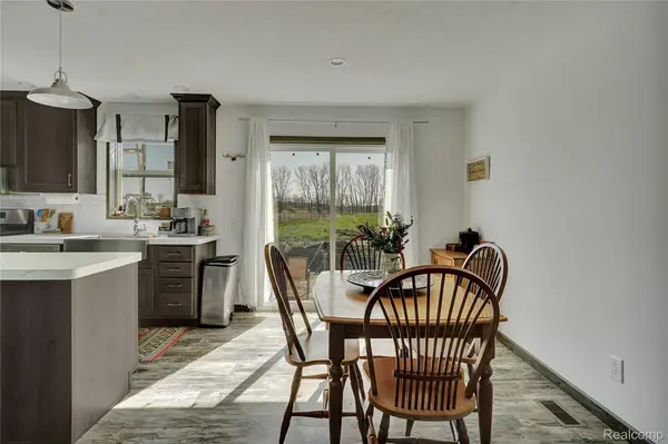 Yale, MI 48097,7376 CAPAC RD