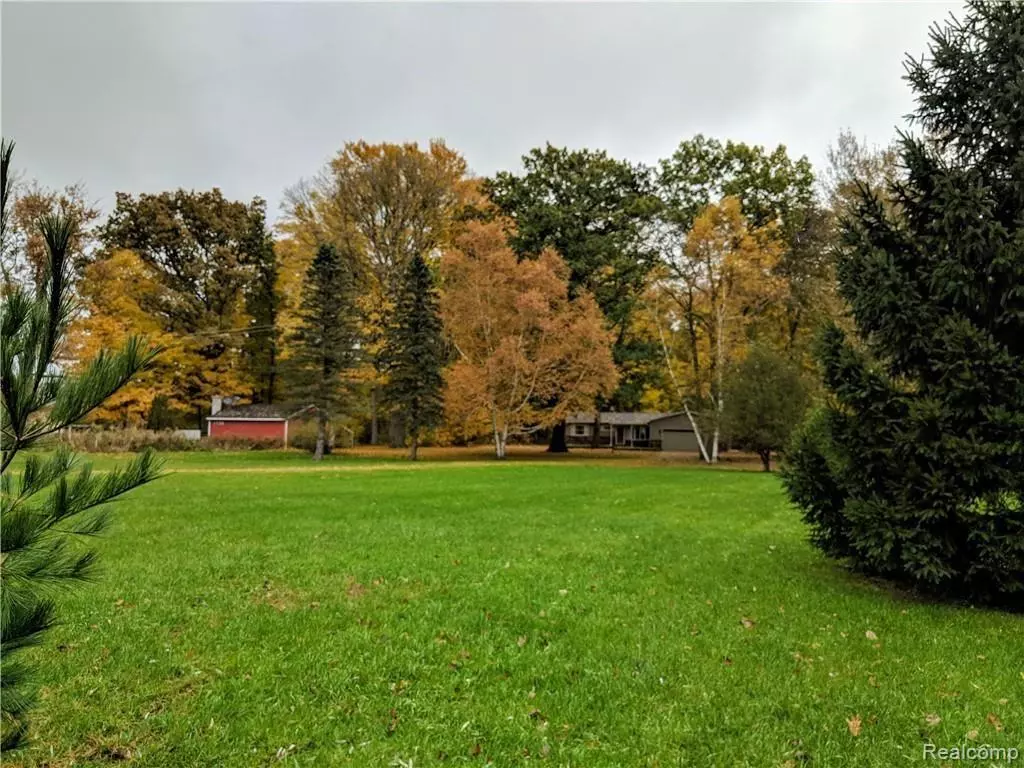 MI 48446,1730 ROODS LAKE RD