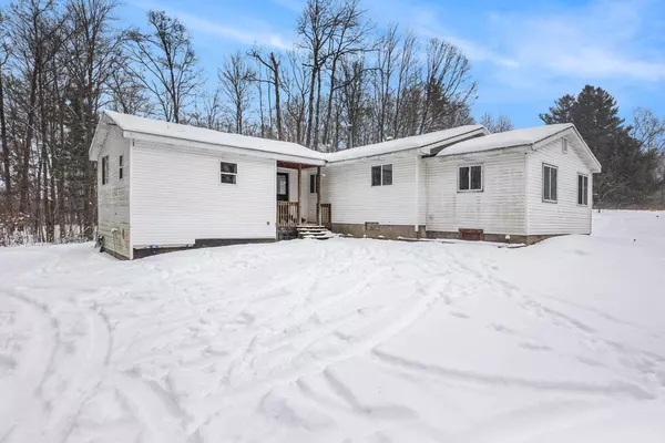 White Cloud, MI 49349,1244 S Elm AVE