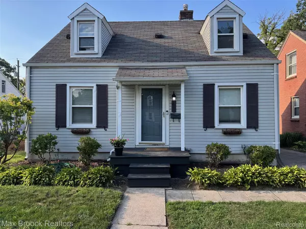 261 Channing ST, MI 48220