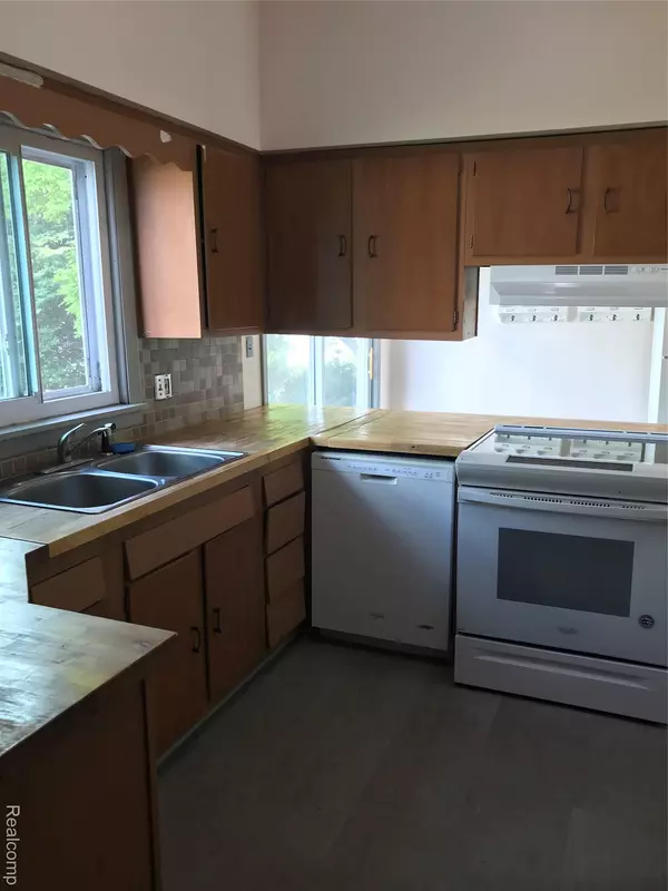 Bad Axe, MI 48413,1212 N Van Dyke RD