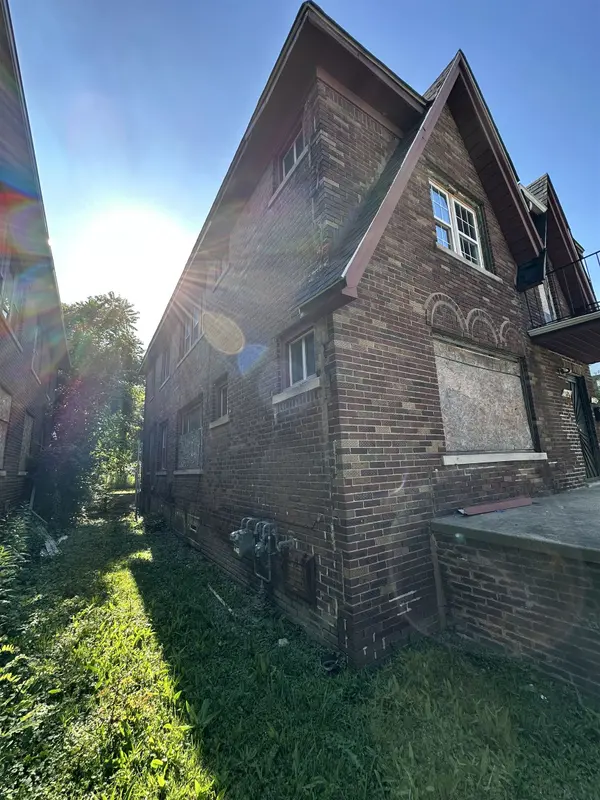 MI 48238,15043 Holmur ST