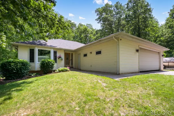 Saranac, MI 48881,5151 Scotch Mist DR