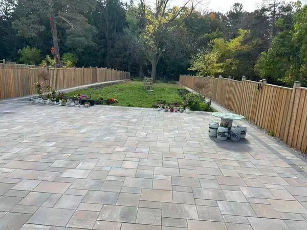 Toronto E10, ON M1C 1A7,1385 Military TRL #Room 1 Main floor