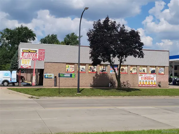 MI 48125,4650 S Beech Daly ST