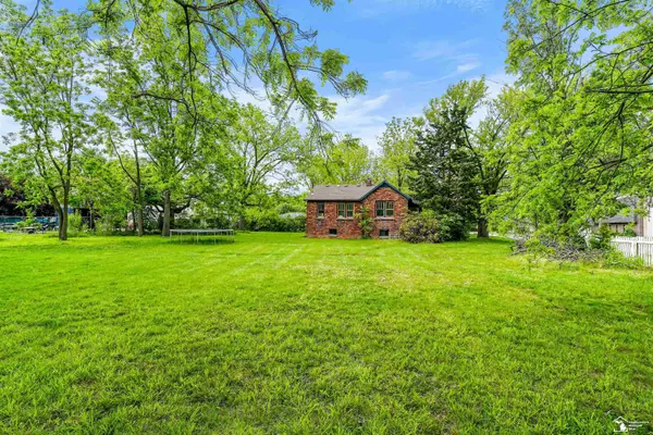 Dearborn Heights, MI 48125,5650 Sylvia ST