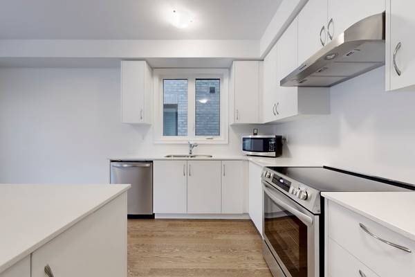 5 Culbert RD, Bradford West Gwillimbury, ON L3Z 4P3