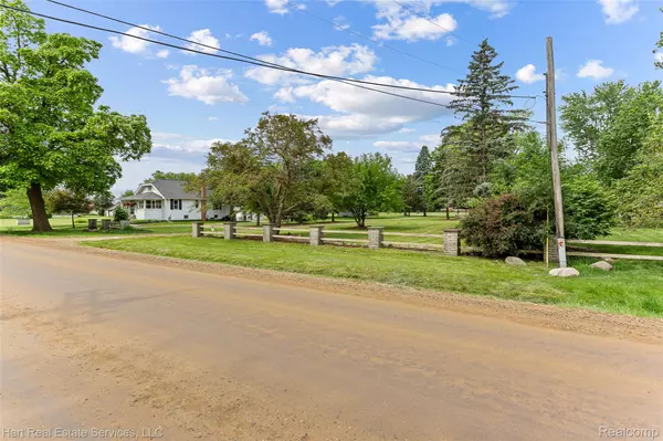 Plymouth, MI 48170,9013 Canton Center Rd