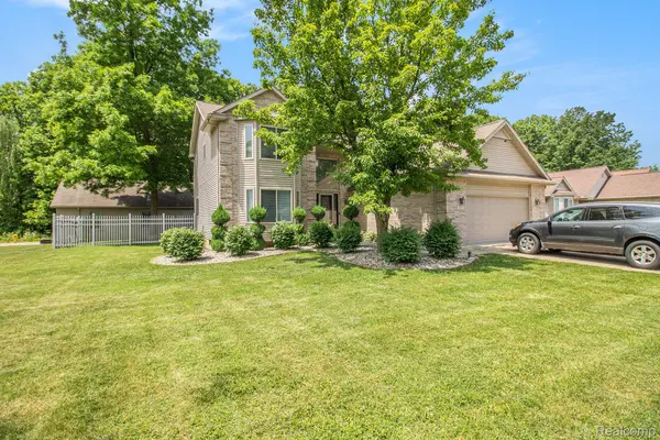 Clio, MI 48420,11275 Grand Oaks DR