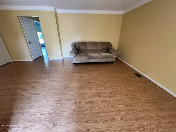 Warren, MI 48088,13939 Harrington DR