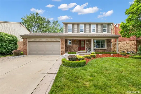 Sterling Heights, MI 48038,39573 Schroeder DR